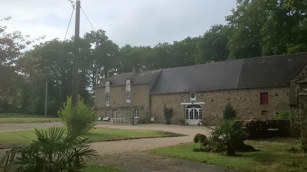 Gites De Launay Guibert Miniac-Morvan 객실 사진